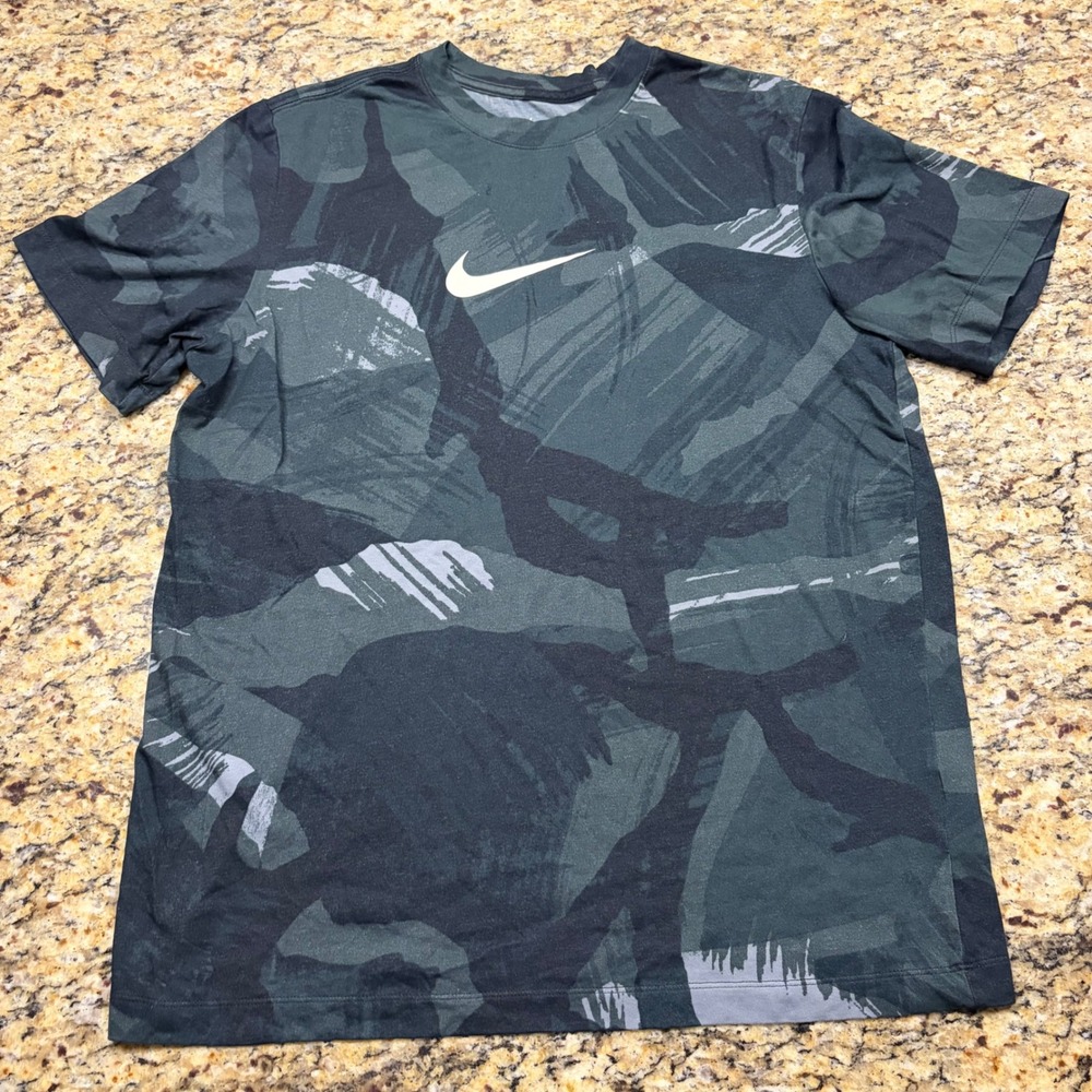 Nike Dri-FIT Mens Large Green Camo Brushstroke Short Sleeve Training T-Shirt ws